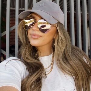 DIFF Dash Polarized Mirrored Sunglasses